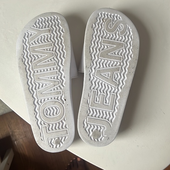 Tommy Hilfiger Pool Slides - Picture 3 of 4